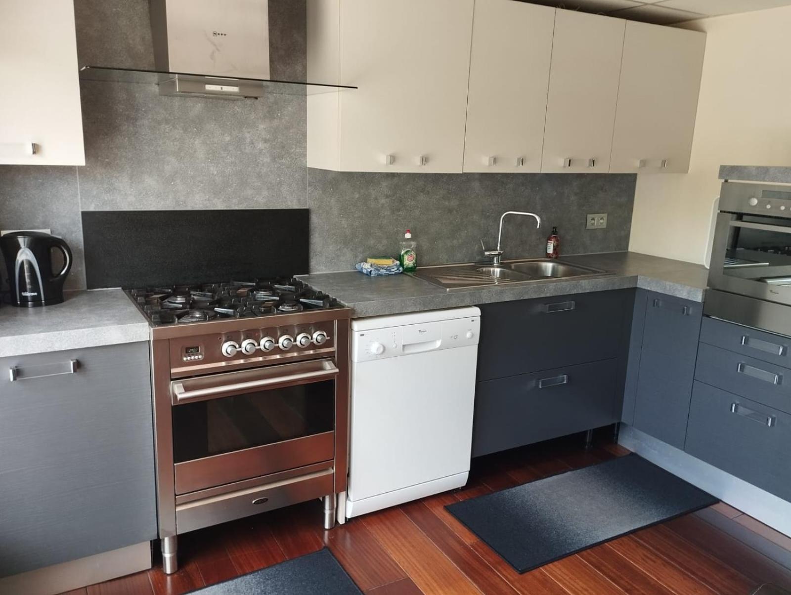 Cosy Corner Apartment Lommel Bagian luar foto