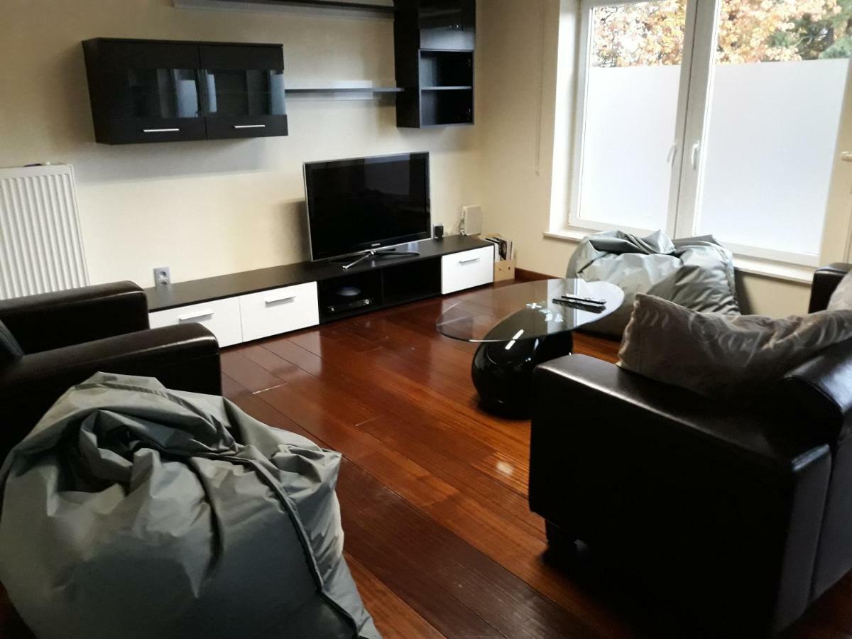 Cosy Corner Apartment Lommel Bagian luar foto